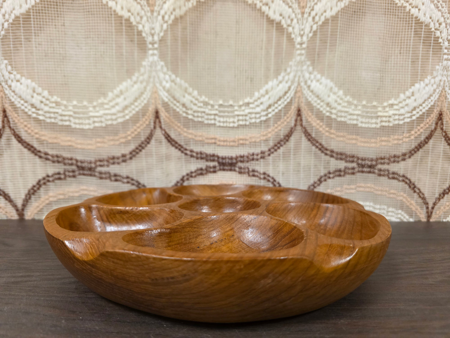 Vintage teakhouten snackschaal met 7 vakken 30,5 cm