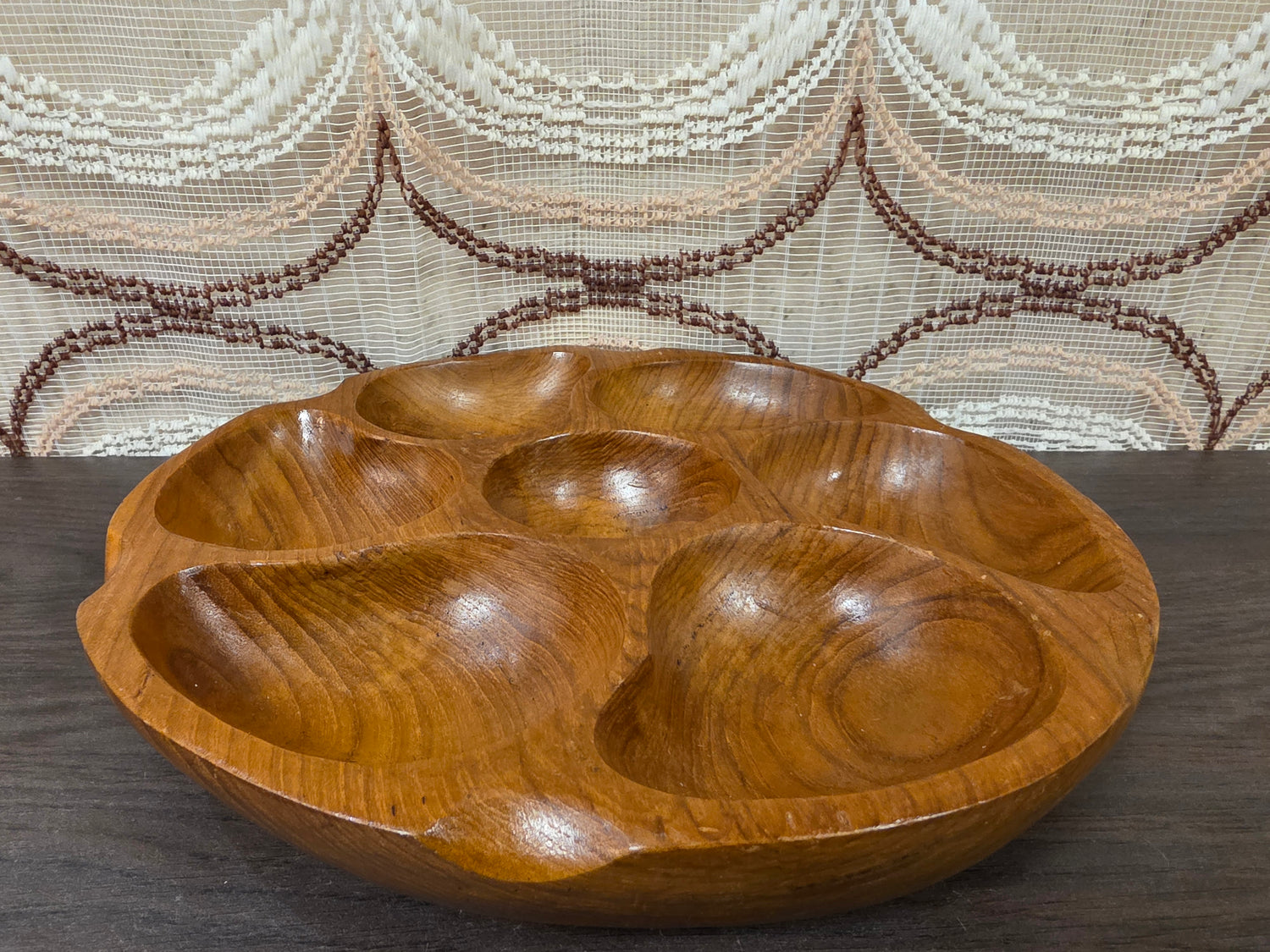 Vintage teakhouten snackschaal met 7 vakken 30,5 cm