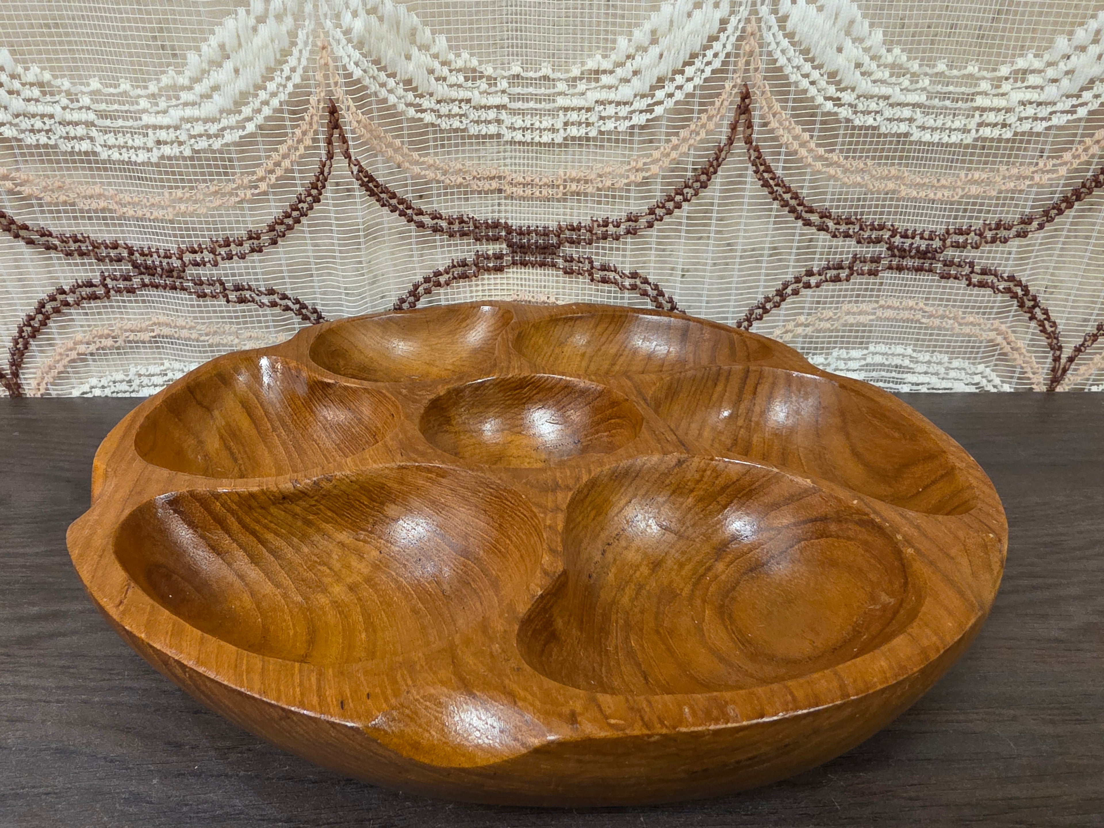 Vintage teakhouten snackschaal met 7 vakken 30,5 cm