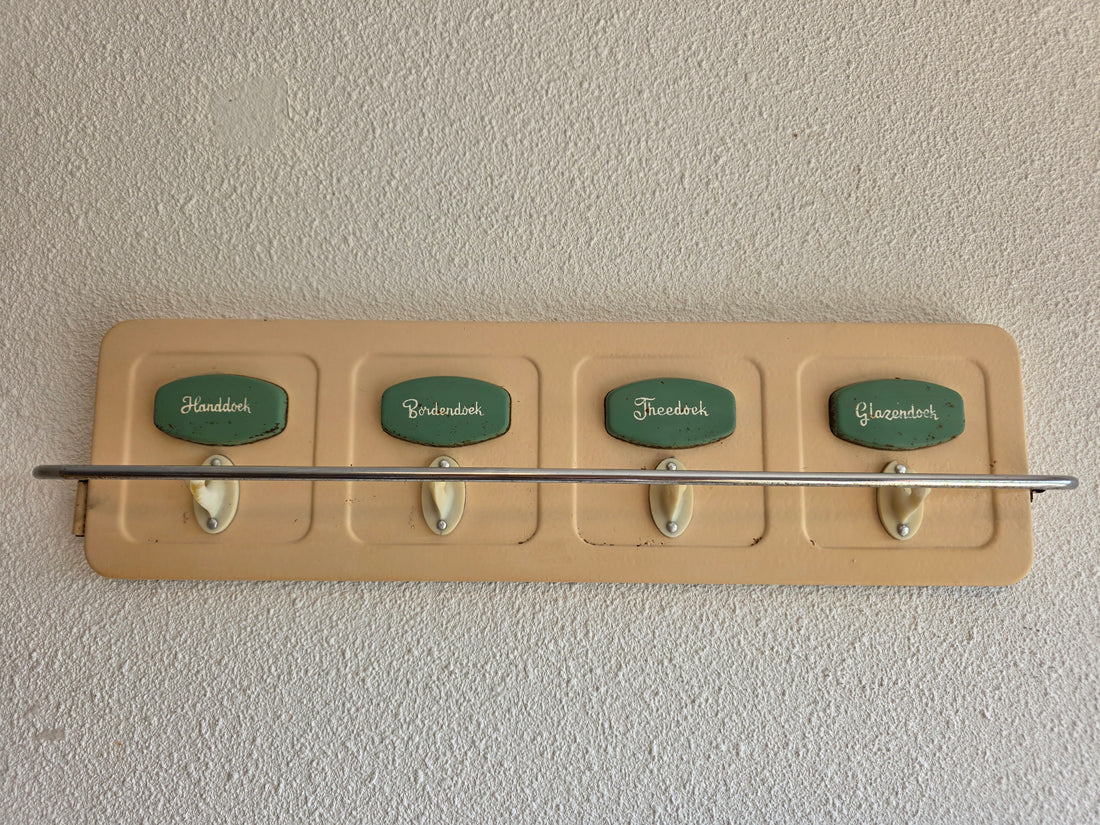 Vintage wandrek handdoeken 4 haken crème mintgroen