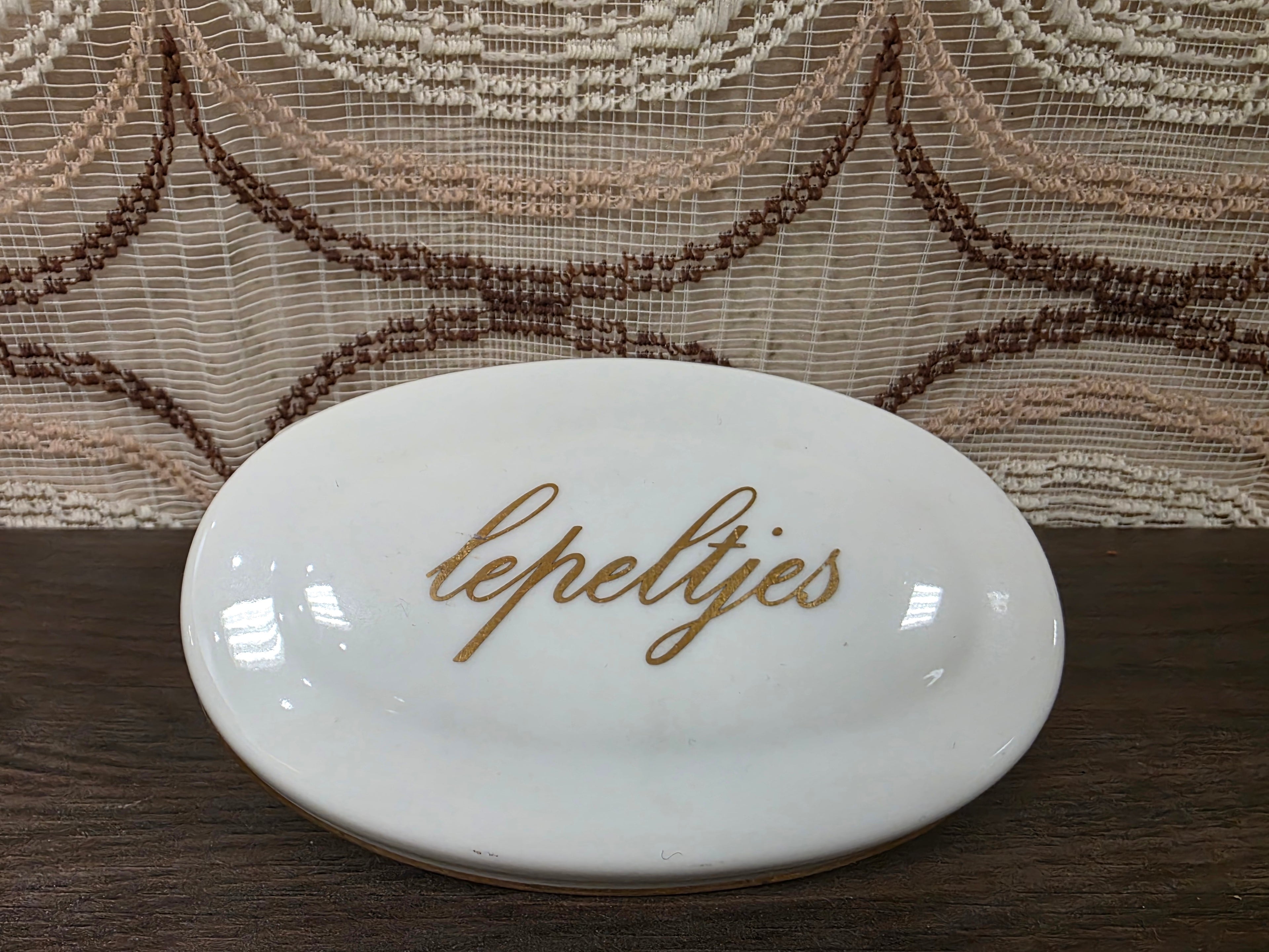 Vintage lepeltjesdoosje wit met goud