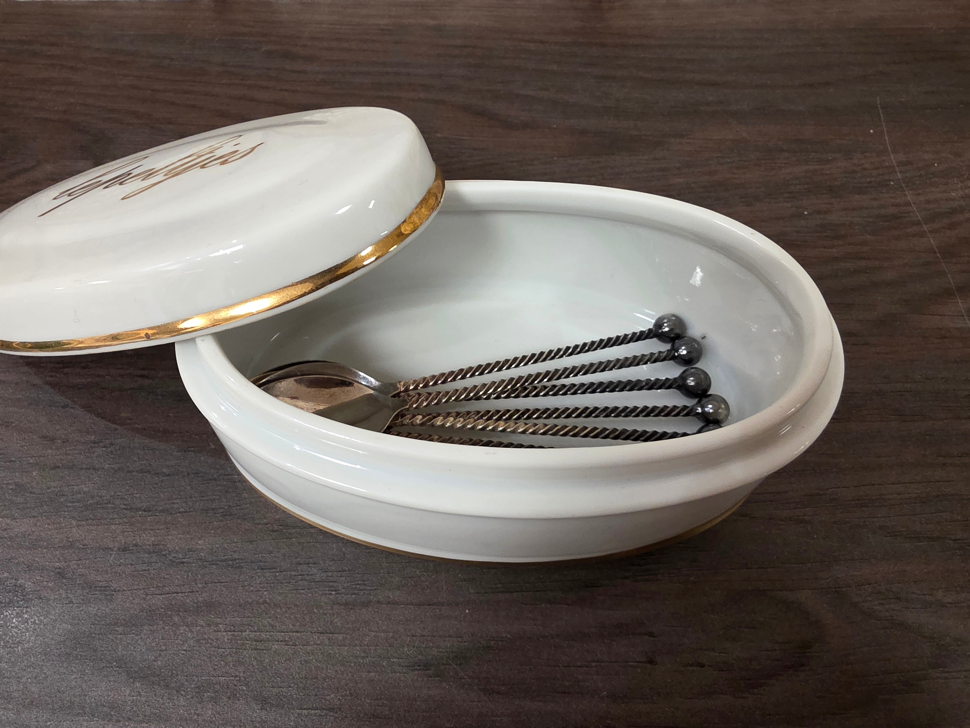 Vintage lepeltjesdoosje wit met goud