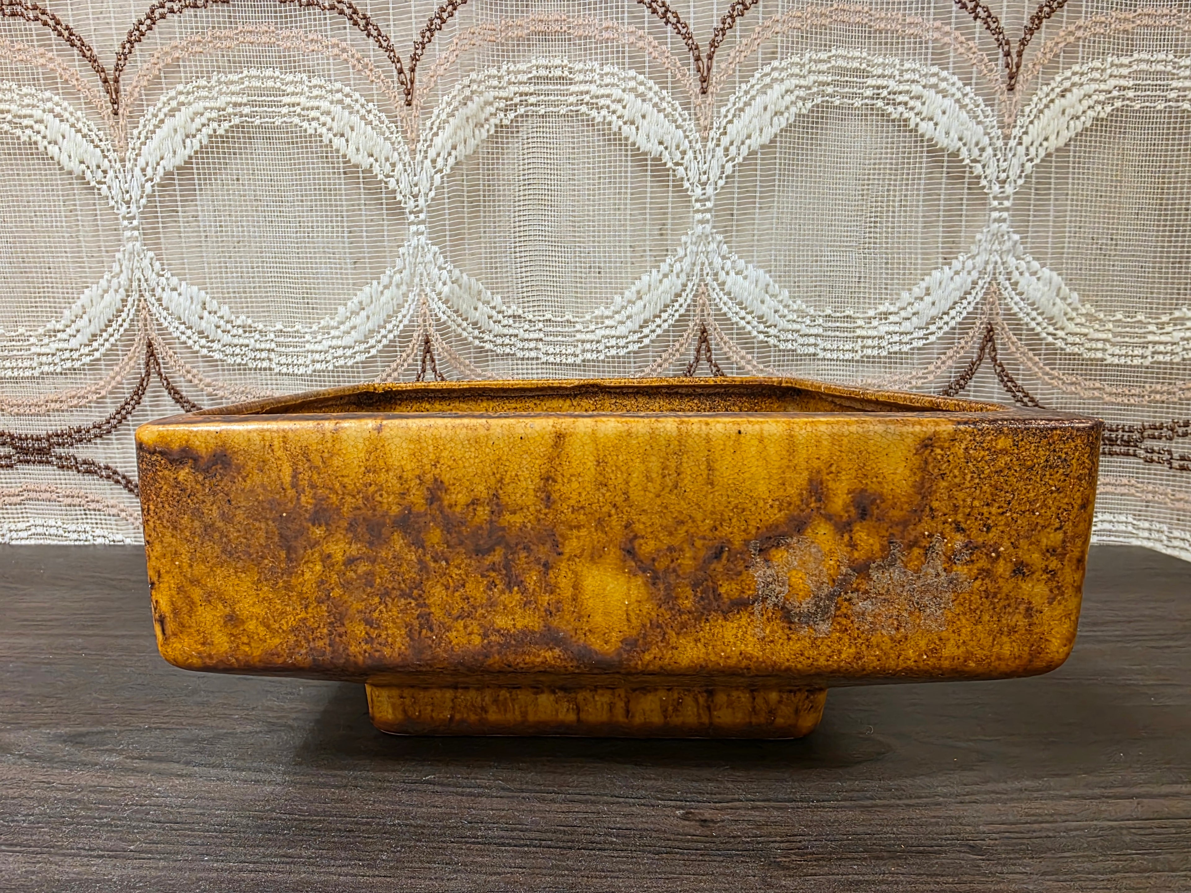 Vintage keramieken bloempot okerbruin