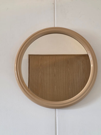 Vintage ronde spiegel beige kunststof 37 cm