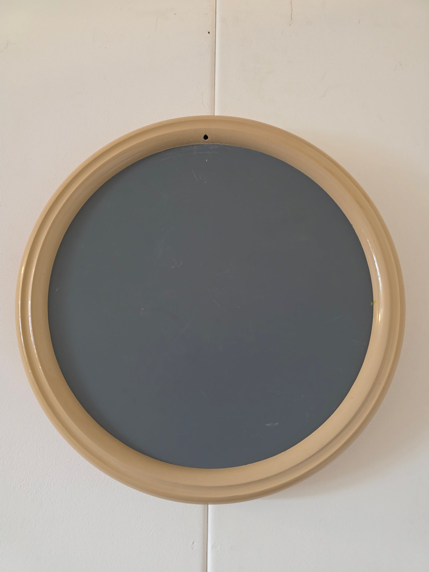 Vintage ronde spiegel beige kunststof 37 cm
