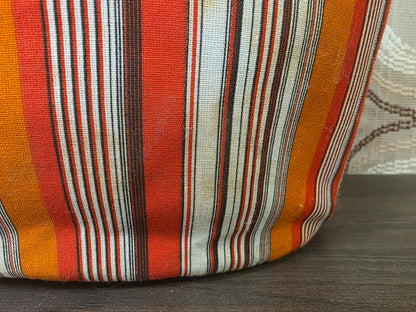Vintage theebeurs met knip gestreept