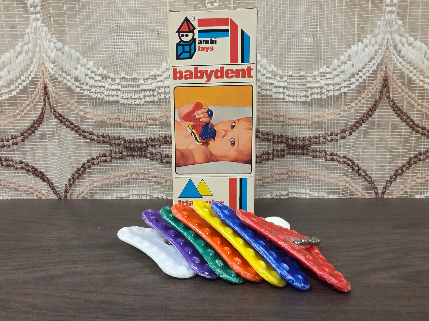 Ambi Toys Babydent Triangular Teethers met doos