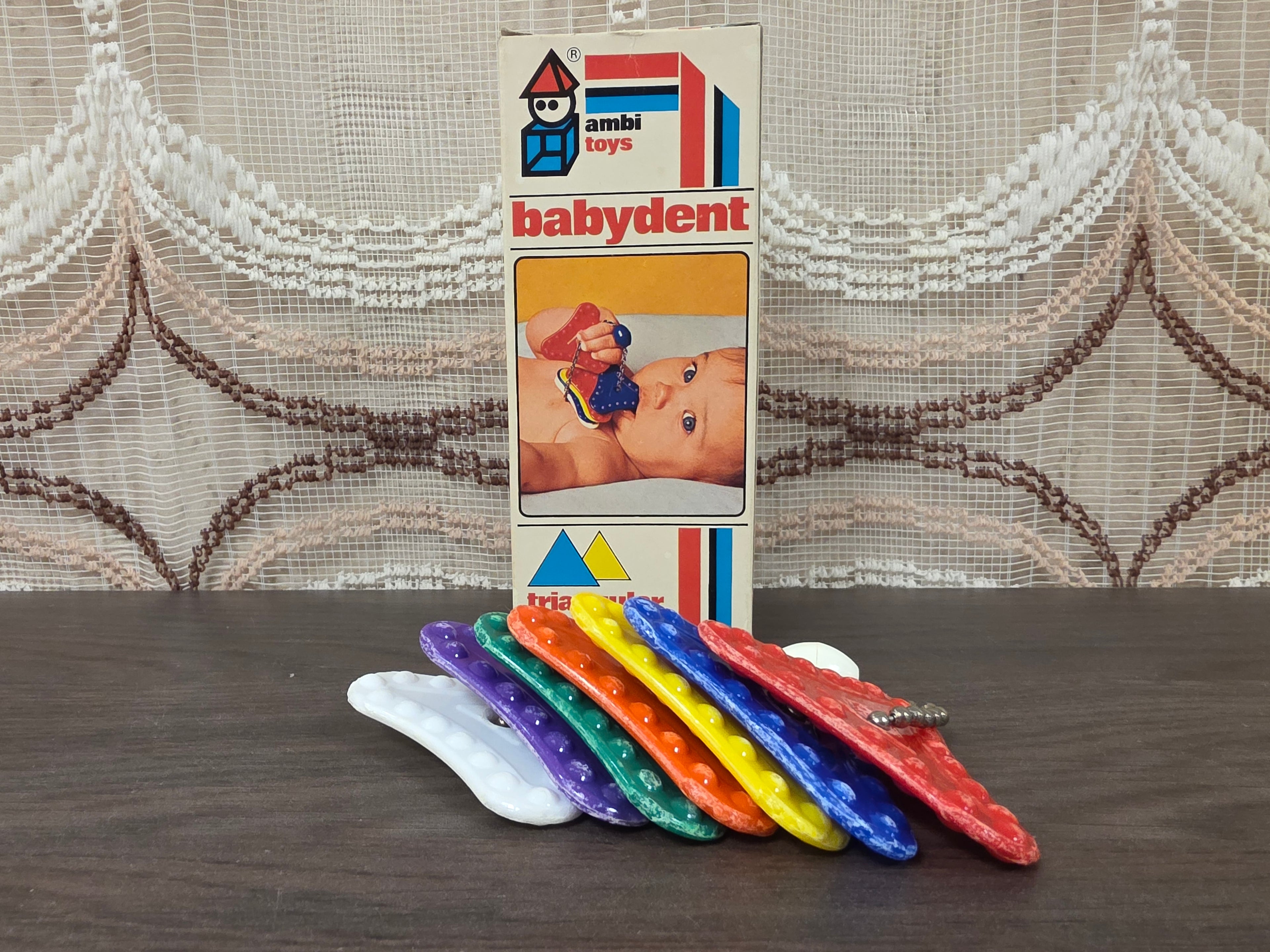 Ambi Toys Babydent Triangular Teethers met doos