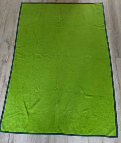 Groene dralon vintage deken dubbelzijdig