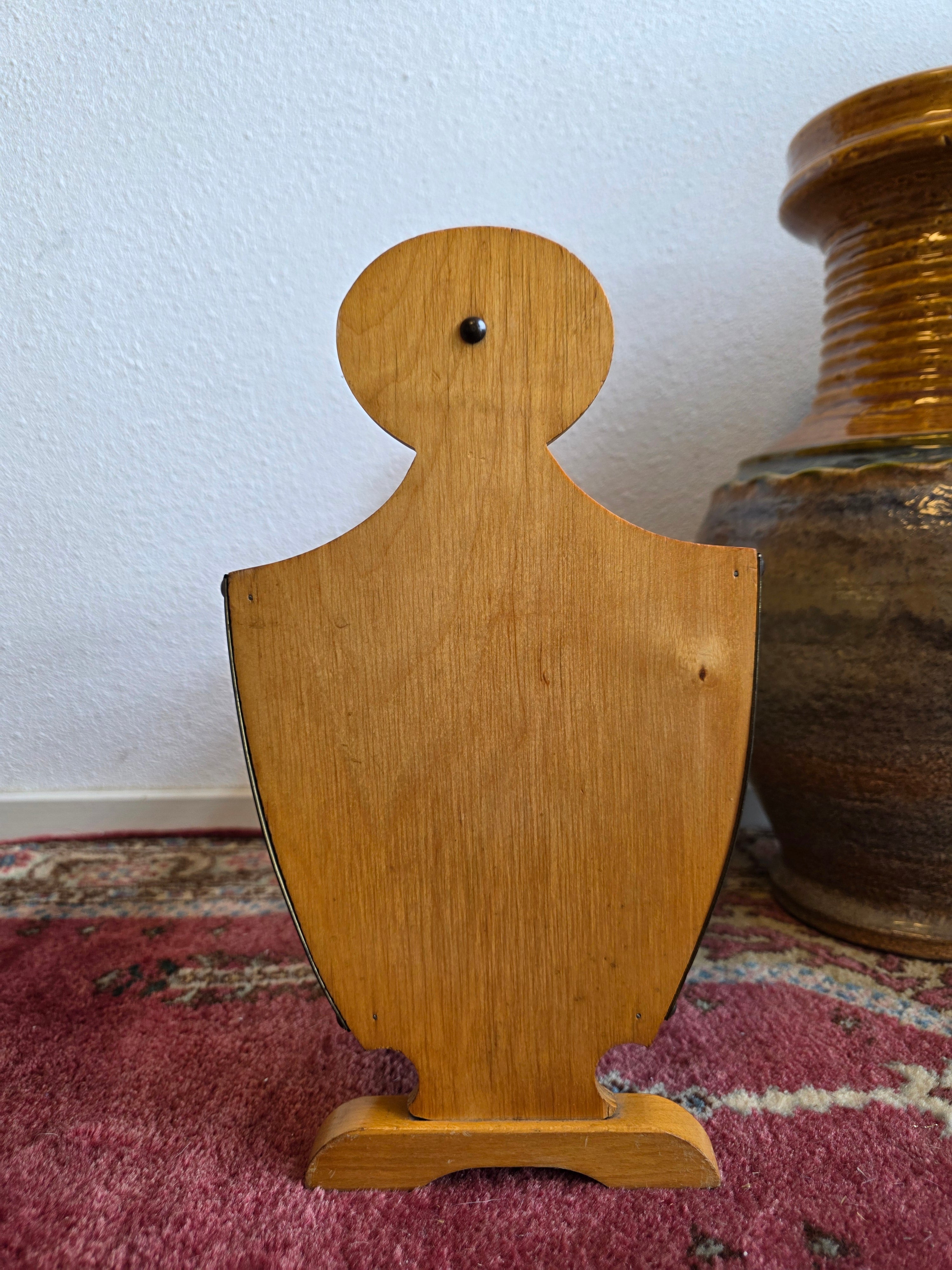Vintage houten lectuurbak met metalen raster