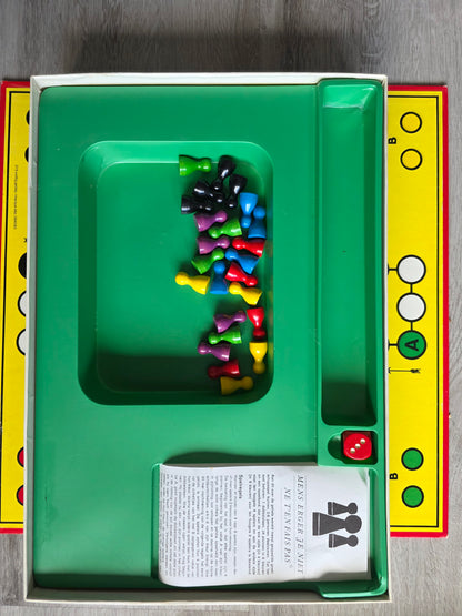 Vintage Jumbo Mens Erger Je Niet 1979 met houten pionnen