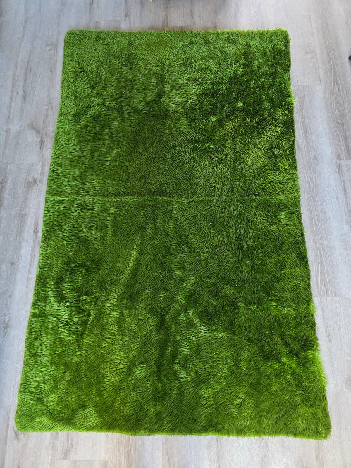 Vintage groene pluizige sprei
