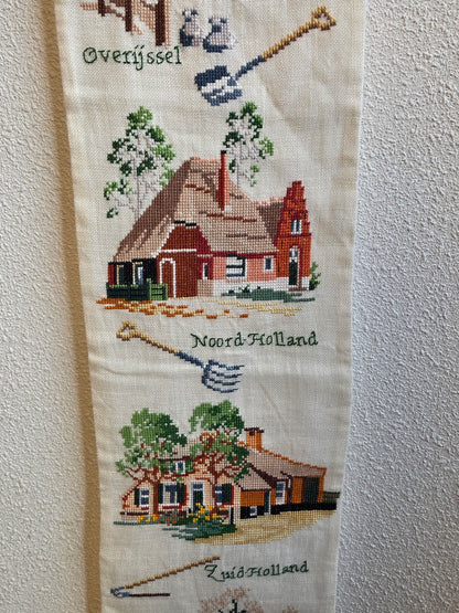 Geborduurd schellekoord met Nederlandse provincies
