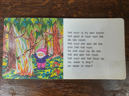 Botjes boekje 5 “vuur in het bos” – vintage kinderboekje deel 5