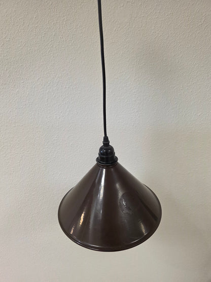 Bruine metalen hanglamp met brede kap – Ø 26 cm