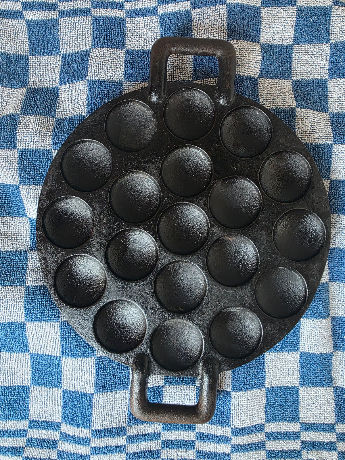 Gietijzeren poffertjespan Koopmans Leeuwarden