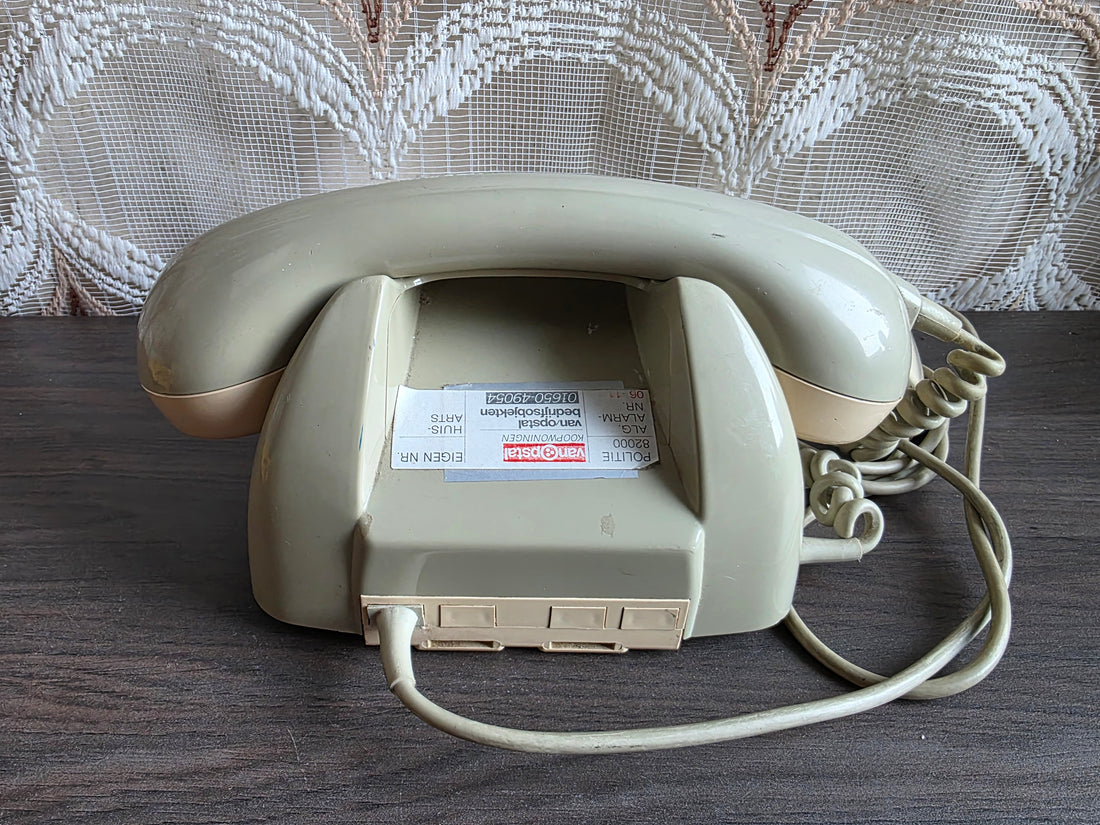 Vintage PTT T65 telefoon grijs – 1976 – decoratief