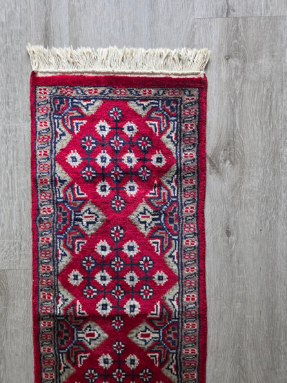 Pakistaanse tafelloper handgeknoopt rood met geometrisch dessin