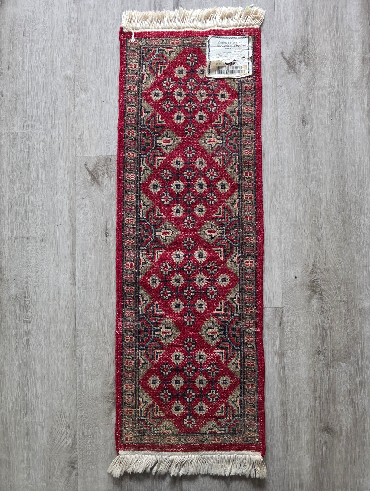 Pakistaanse tafelloper handgeknoopt rood met geometrisch dessin