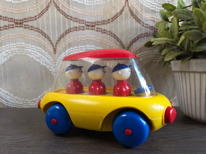 Ambi Toys shuttle bus
