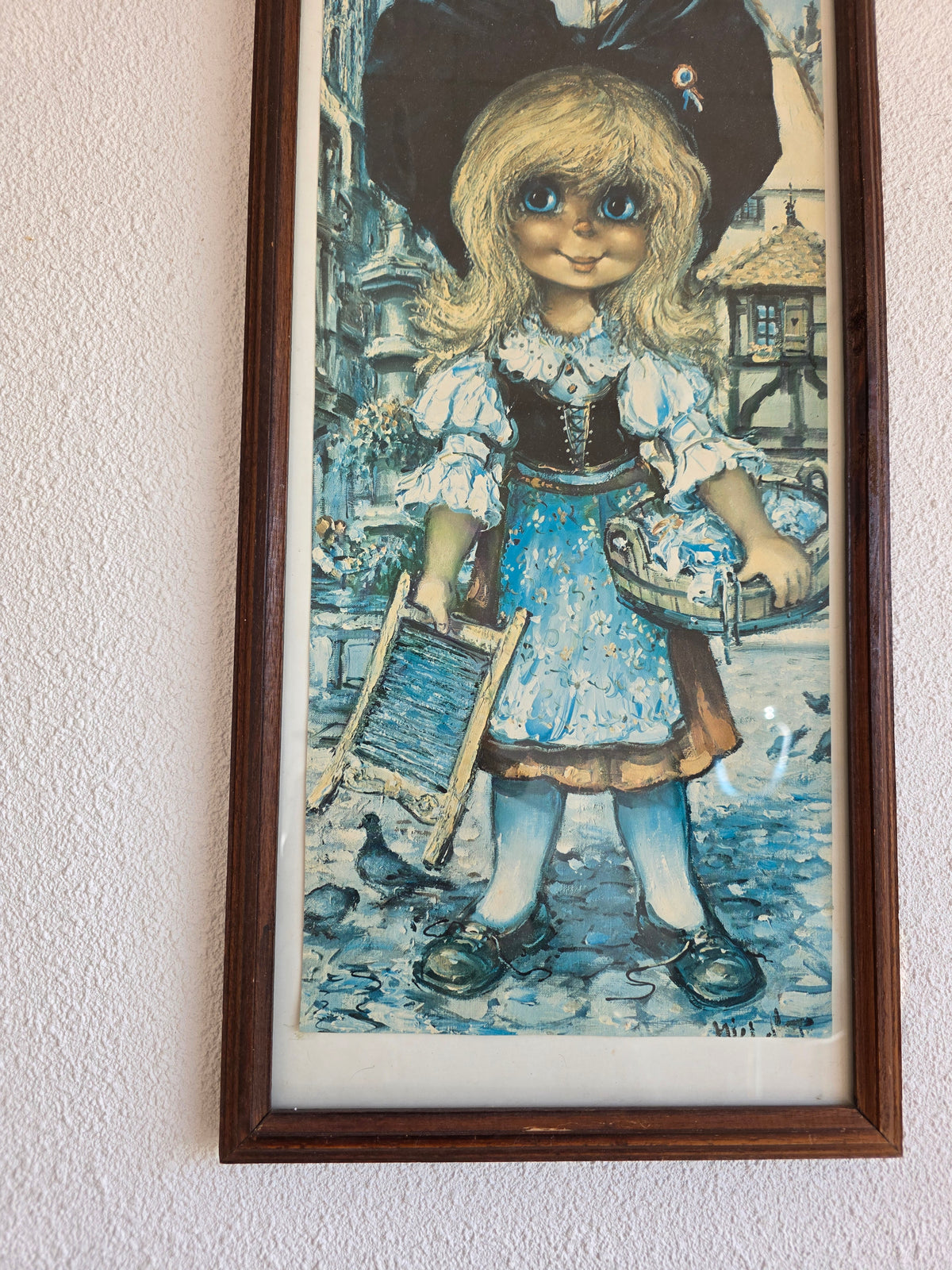 Vintage ingelijste prent meisje met grote ogen – 52 × 24 cm