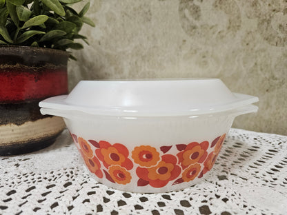 Vintage Arcopal France Lotus ovenschaal 19.5 cm diameter