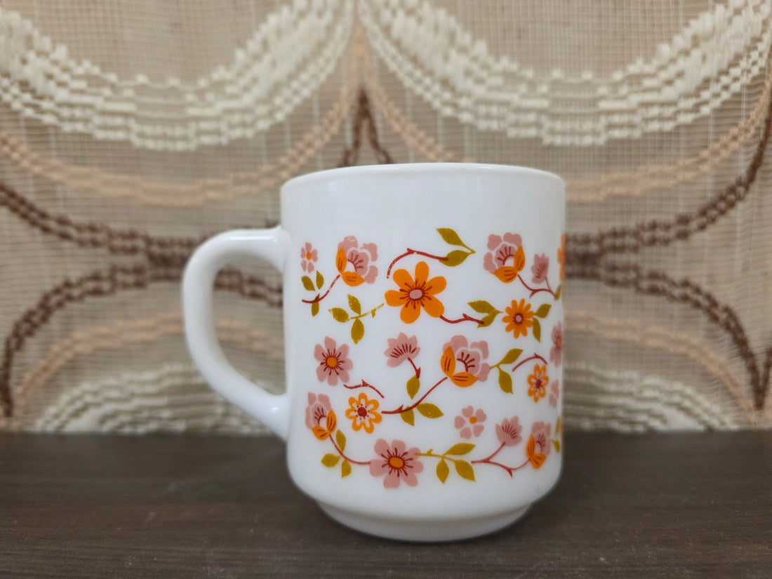 Arcopal Scania koffiebeker bloemmotief oranje roze