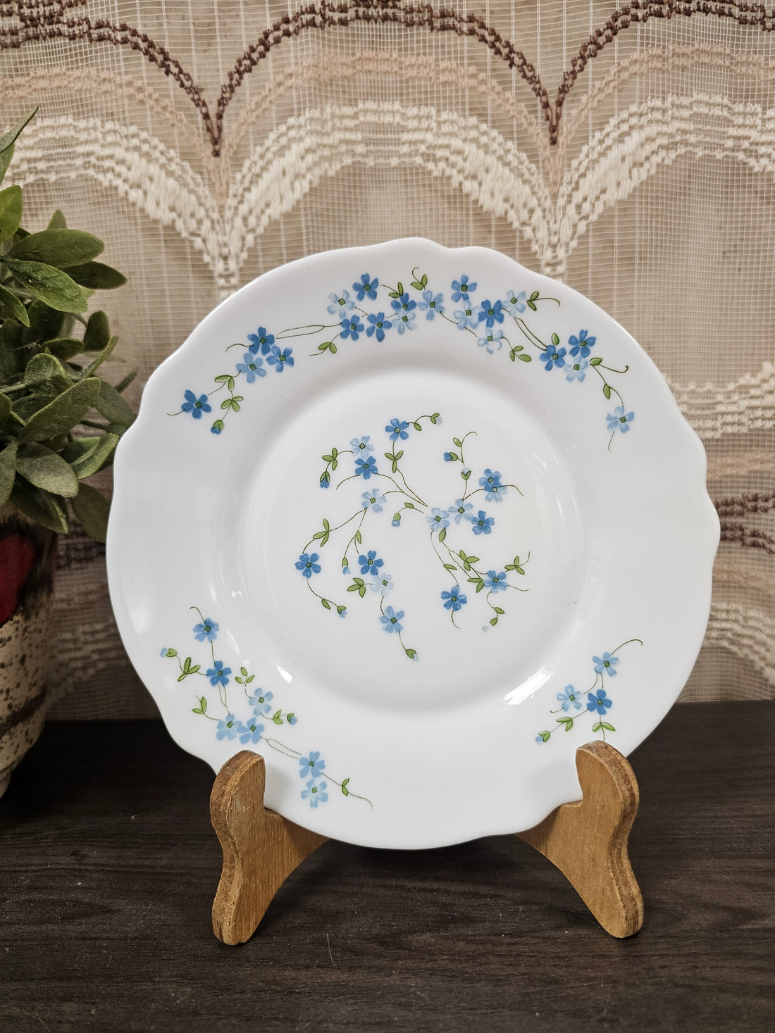 Arcopal France Veronica bord van melkglas met bloemenrand, 19,5 cm