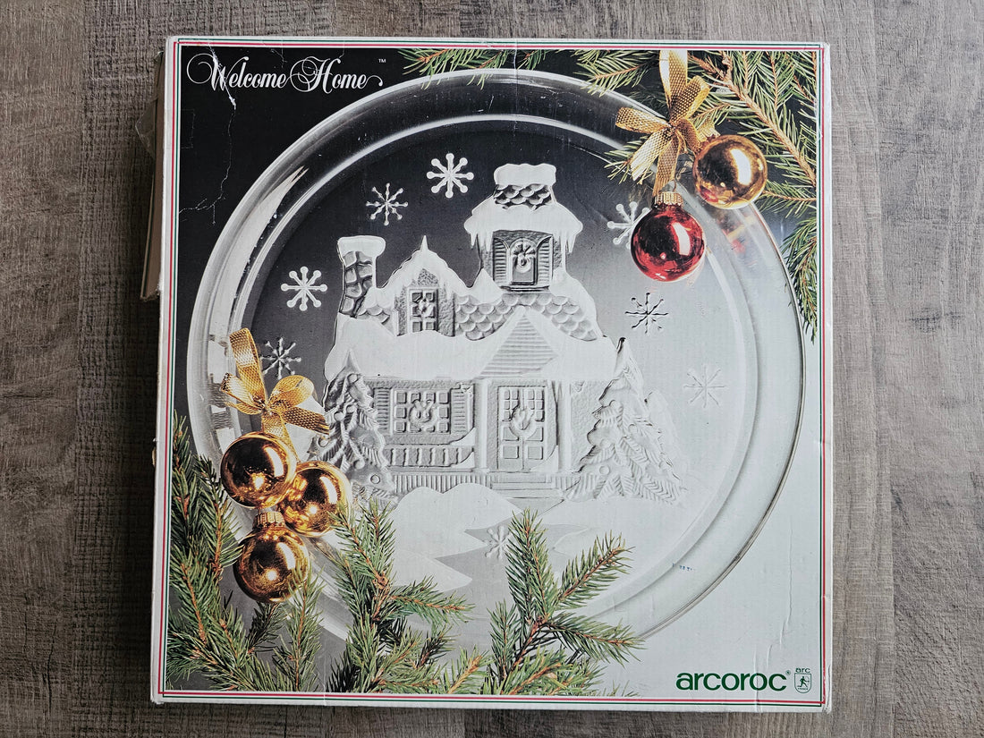 Vintage Arcoroc kerstbord met winters landschap in reliëf – 33 cm