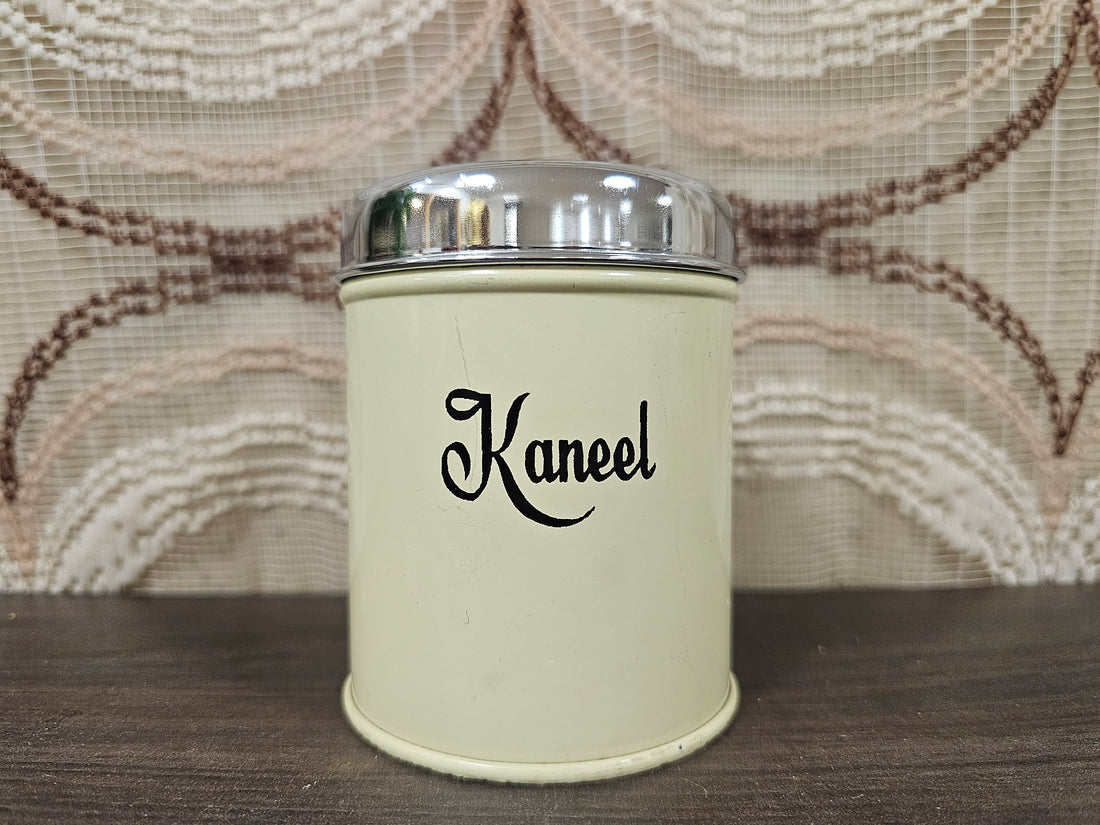 Brabantia kaneelblik jaren ’70 – klein crèmekleurig voorraadblik