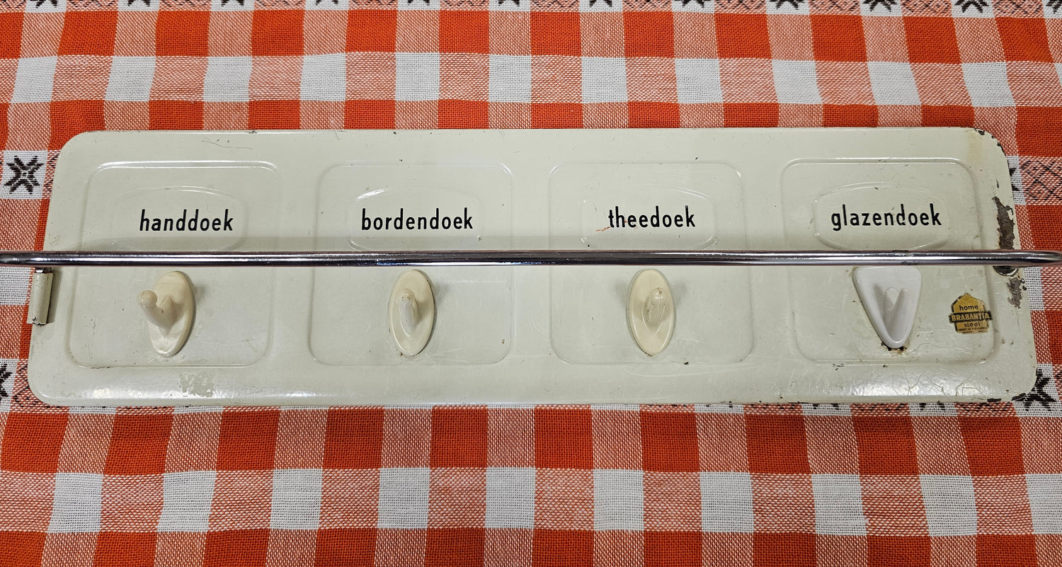 Vintage Brabantia wit metalen handdoekenrek uit de jaren ’60 met vier haakjes en doekstang