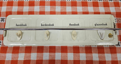 Vintage Brabantia wit metalen handdoekenrek uit de jaren ’60 met vier haakjes en doekstang