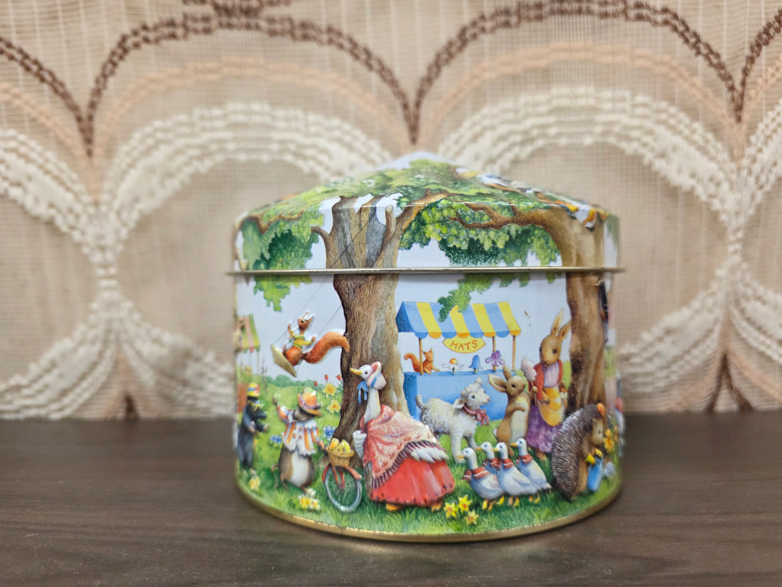 Churchill Woodland Fair blik met dieren en reliëf