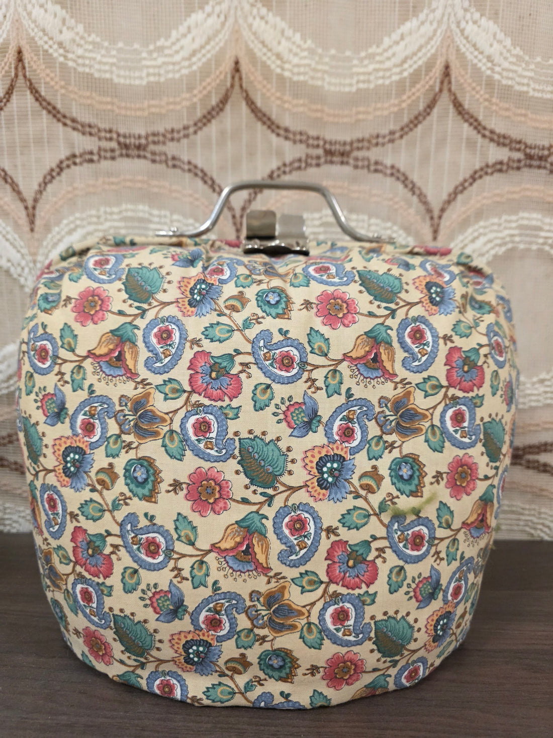 Vintage Douwe Egberts theebeurs met bloemenprint en metalen knip