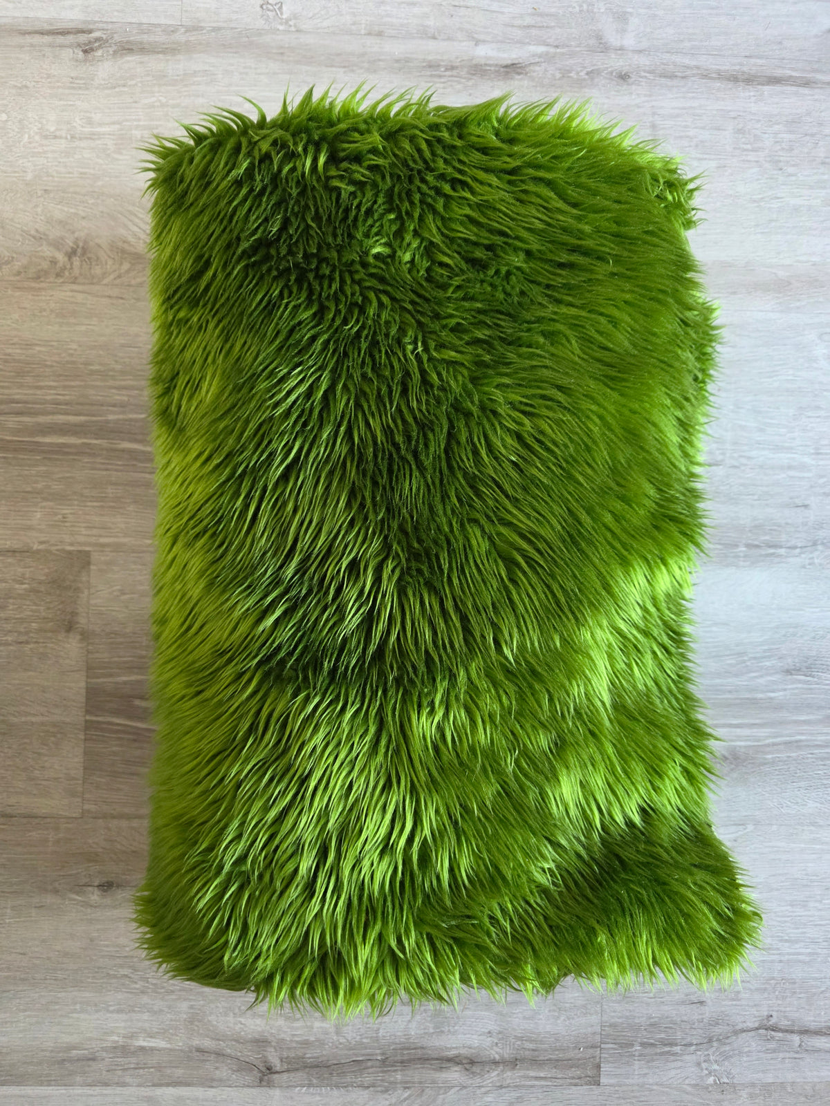 Vintage groene pluizige sprei met lange zachte vezels 220 x 137 cm