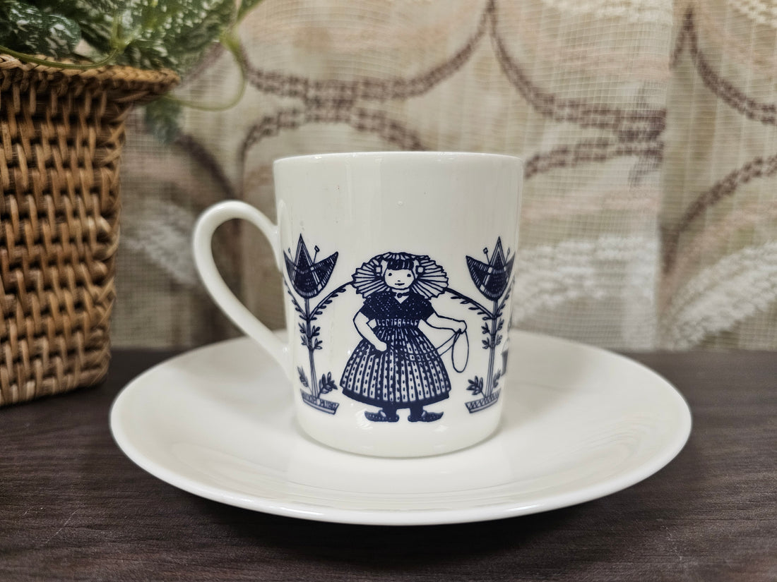 Vintage servies Leeuwenzegel kop en schotel set - Spakenburg / Middelburg