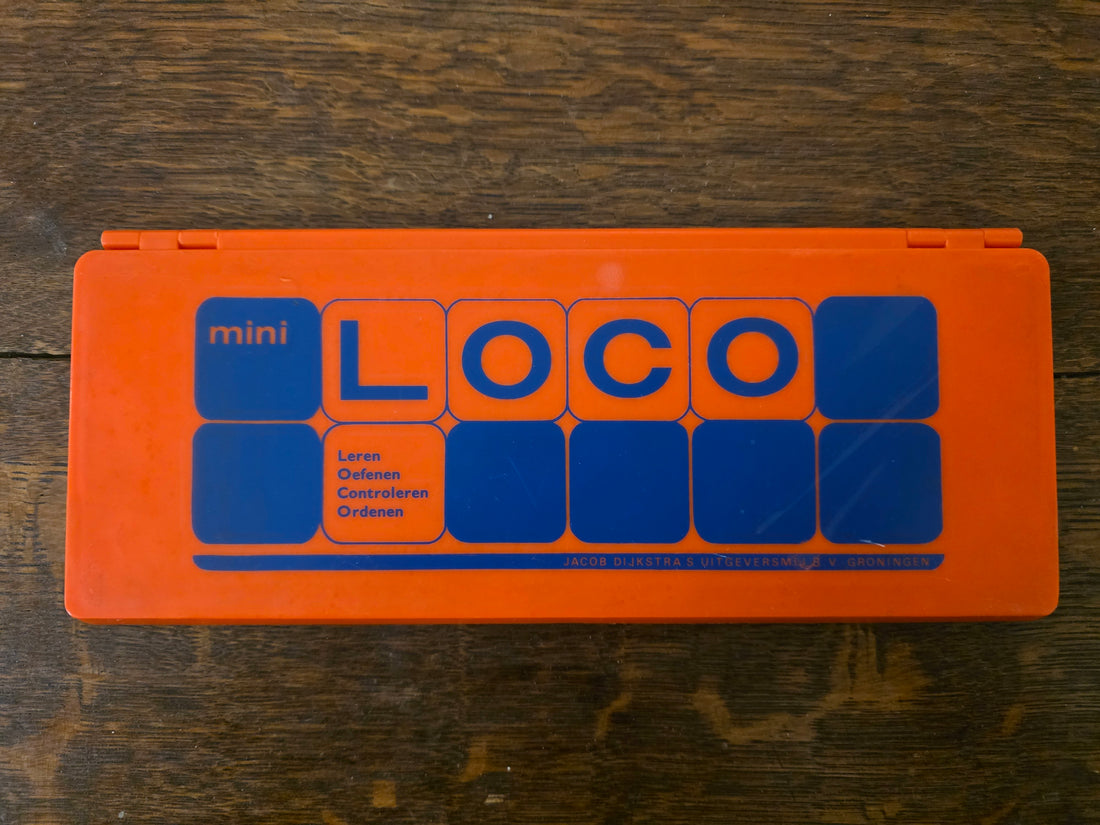 Vintage Mini Loco basisdoos in oranje met blauwe opdruk