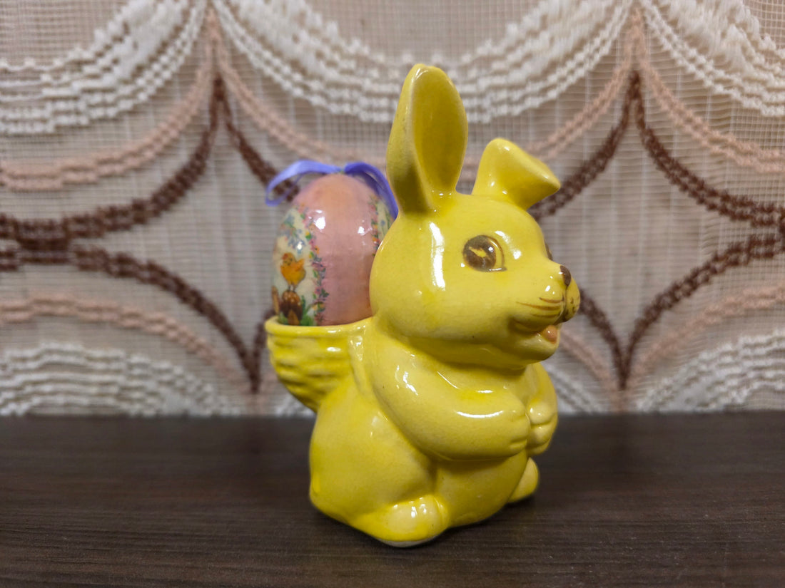 Vintage paashaas keramiek geel eihouder Pasen