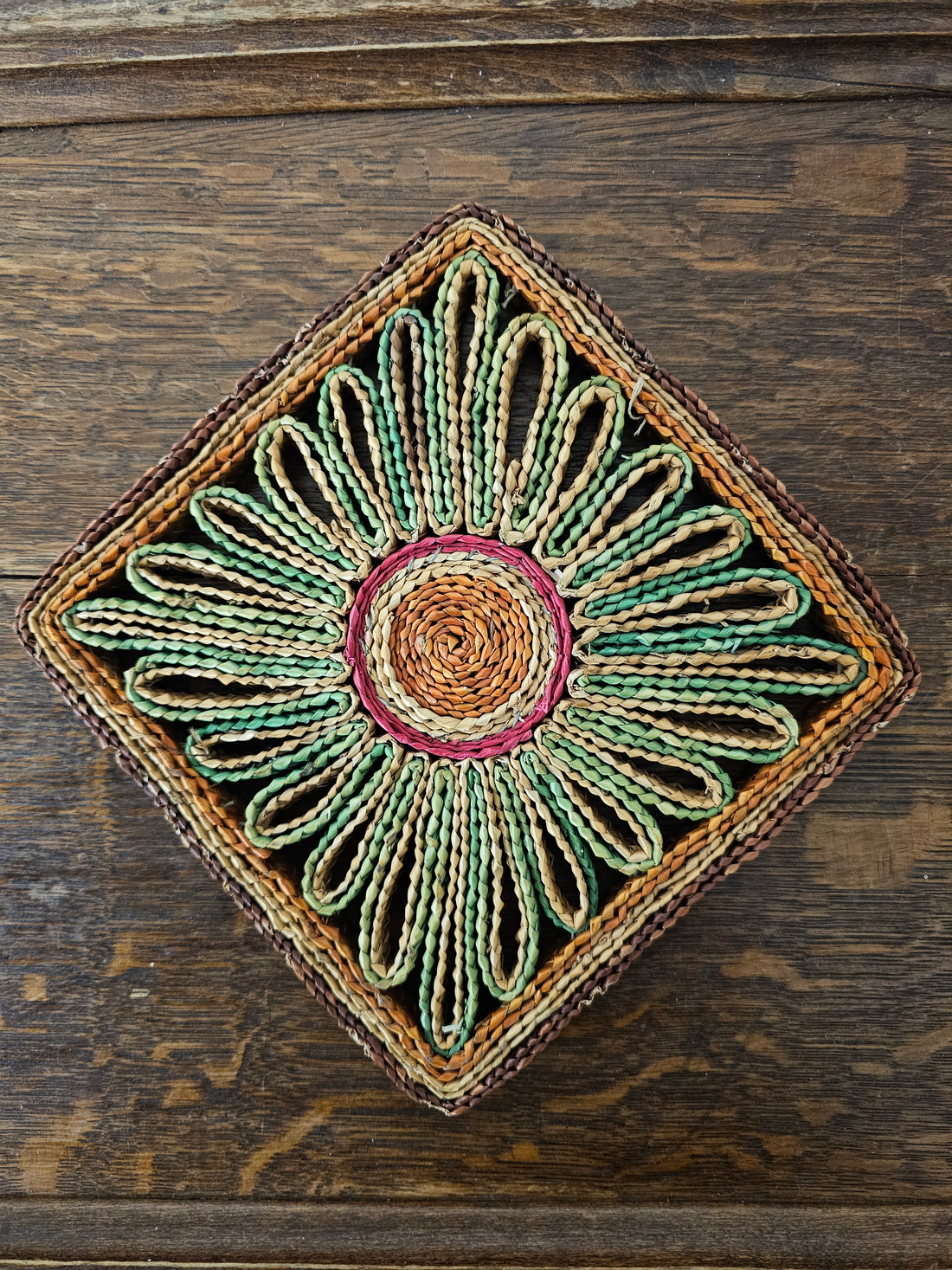 Vintage Raffia onderzetter groen bruin vierkant