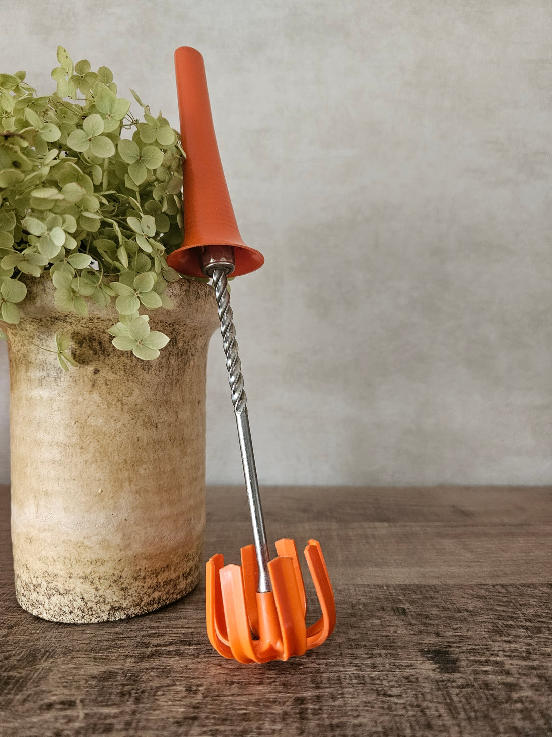 Slagroomklopper vintage oranje