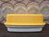 Tupperware Kornuit broodtrommel geel
