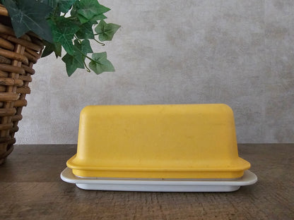 Vintage Tupperware botervloot creme met botergele deksel