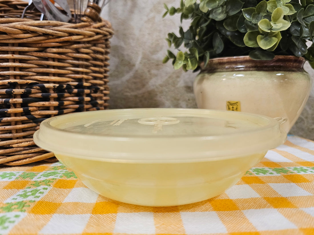 Vintage Tupperware geel pastel schaaltje