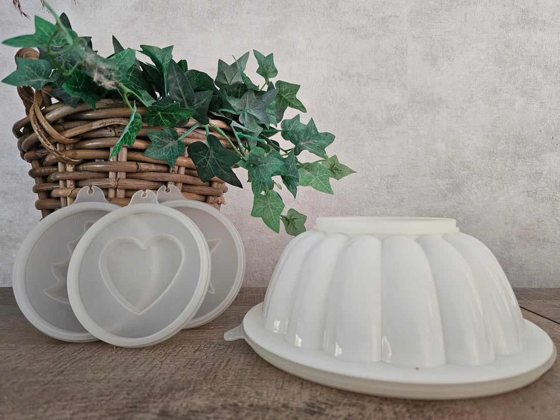 Witte vintage Tupperware puddingvorm