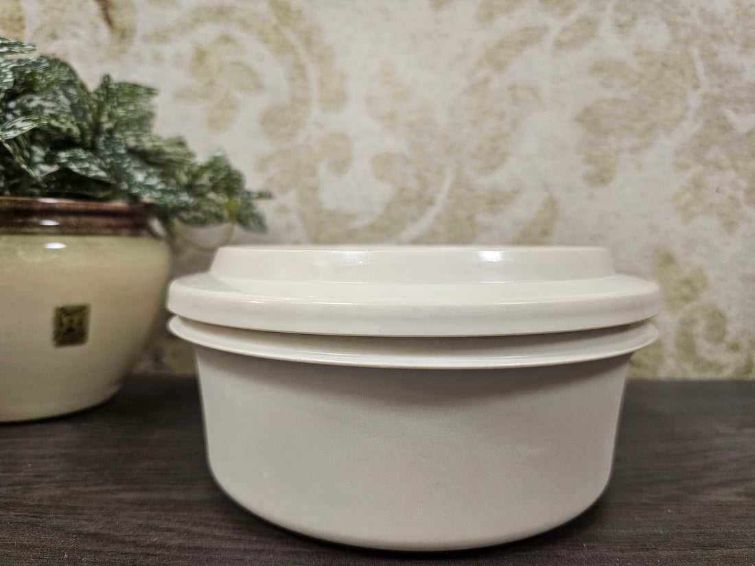 Vintage Tupperware trommel cremekleur
