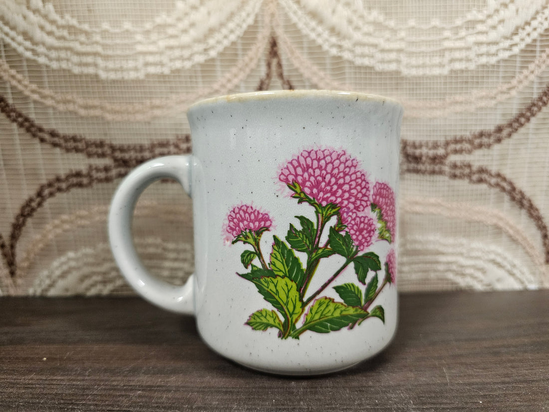 Vintage Becel mok met Eupatorium cannabinum bloem, Made in England