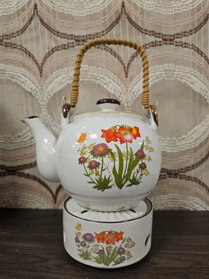 Vintage Wildflower theepot met rechaud en rode bloemen