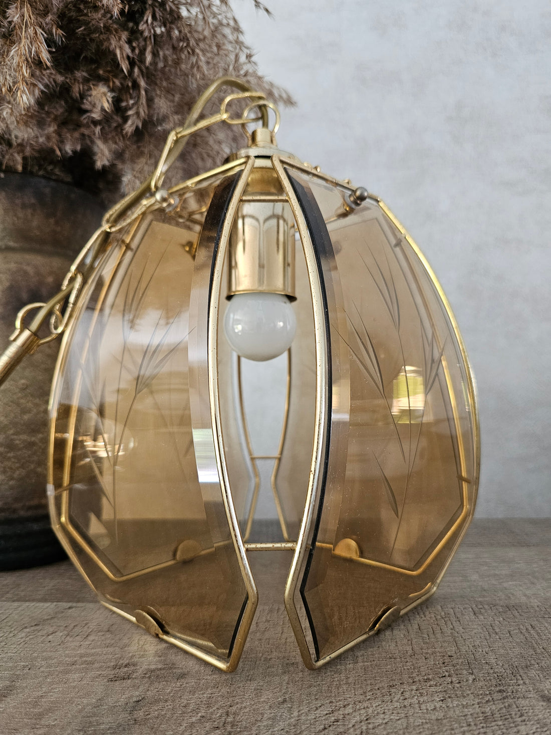 Vintage rookglas hanglamp Hollywood Regency