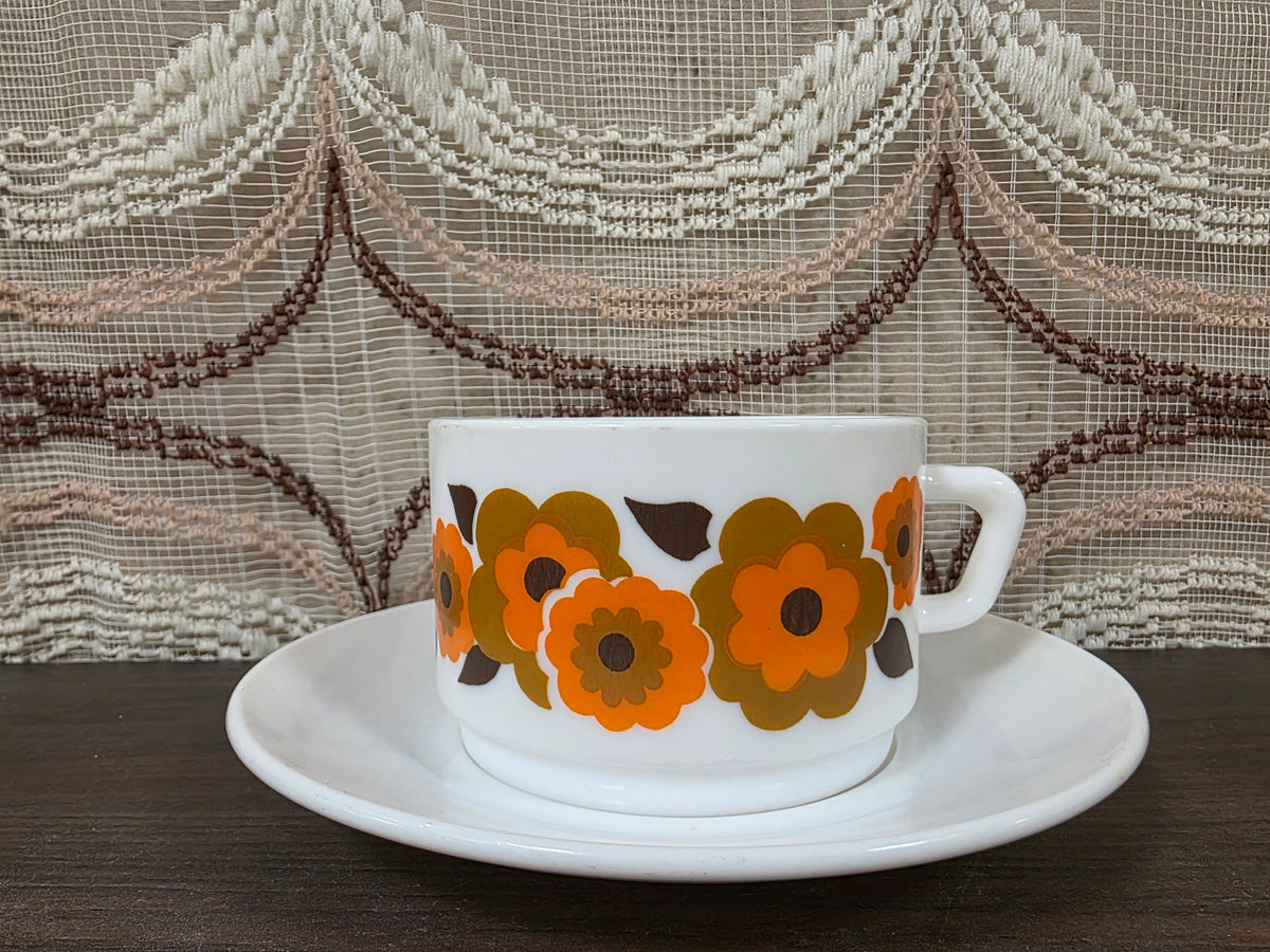 Arcopal France Lotus kop en schotel oranje/bruin