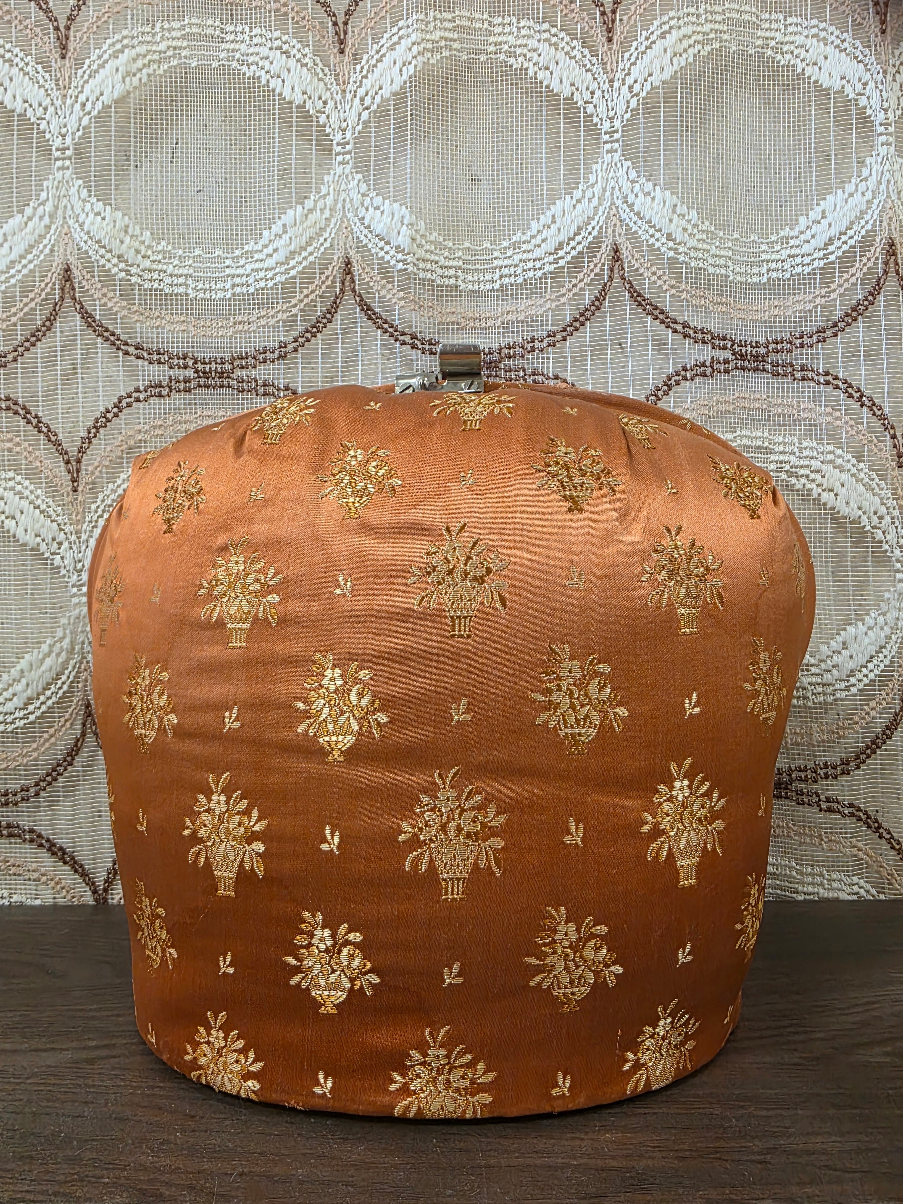 Vintage theebeurs met knip oranje goud